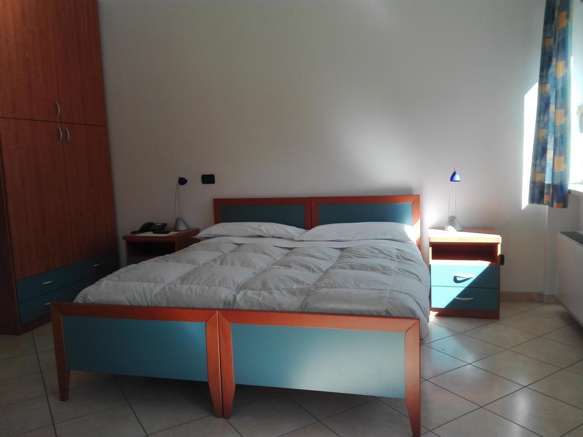 Hotel Casa Per Ferie San Francesco Susa Exteriér fotografie